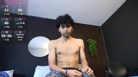 Snapshot of aaron_jassell1 chatting on September 23, 5:07 pm Aaron and Jassell online show from September 23, 5:07 pm