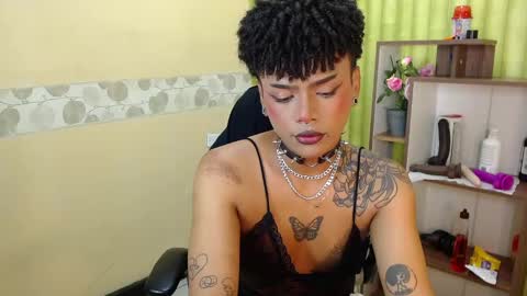 im NiallDun online show from February 21, 1:11 am