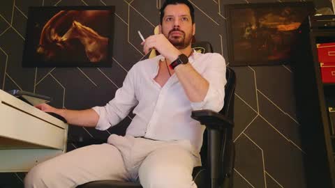 Aaron online show from February 16, 10:54 pm