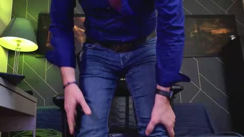 Aaron online show from January 18, 2:53 am