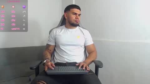 ig aaron hunter123 online show from September 14, 7:21 am