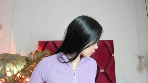 Abbie Joness online show from May 9, 12:00 pm