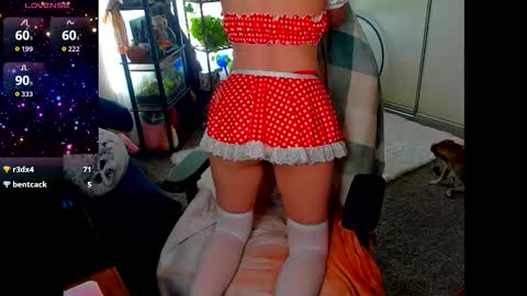 Abbifox5 online show from October 25, 6:08 pm
