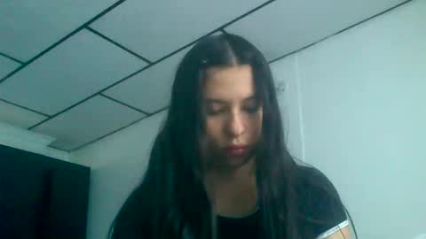 abbiprada online show from January 14, 10:29 pm