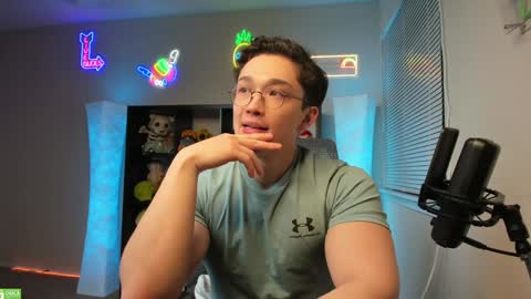 Snapshot of abbuddy920236 chatting on December 12, 5:20 am buddy online show from December 12, 5:20 am