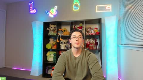 Snapshot of abbuddy920236 chatting on December 24, 5:16 am buddy online show from December 24, 5:16 am