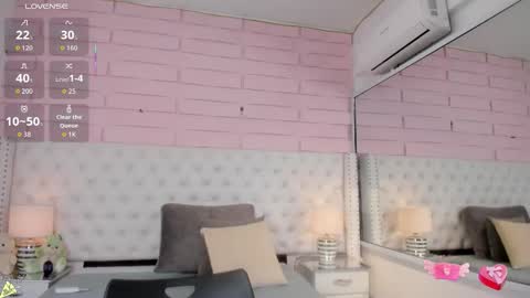 Abby  online show from November 10, 3:15 pm