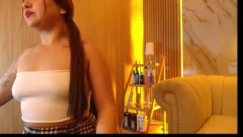abby_tf online show from October 21, 9:40 pm