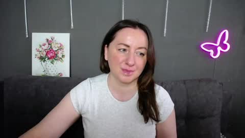 abbytaylorr online show from April 19, 6:47 am