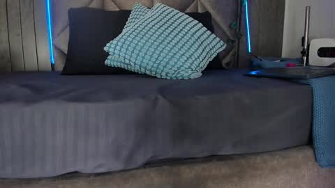 Snapshot of abbywathson chatting on October 18, 9:08 pm A B B Y online show from October 18, 9:08 pm