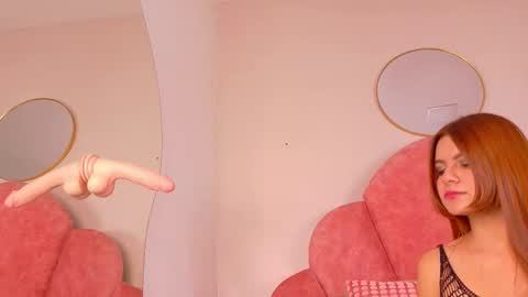 Snapshot of abbywathson chatting on October 17, 9:08 pm A B B Y online show from October 17, 9:08 pm