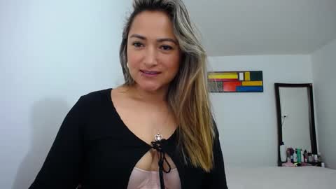 ximena online show from January 24, 2:19 pm