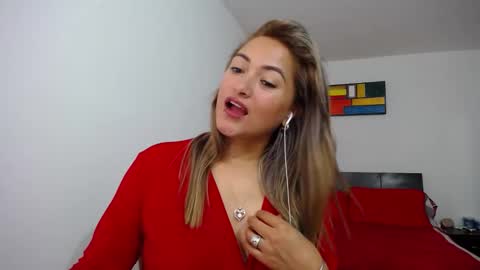 ximena online show from March 3, 12:50 pm