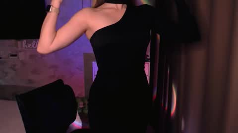 Anna online show from November 21, 8:18 pm