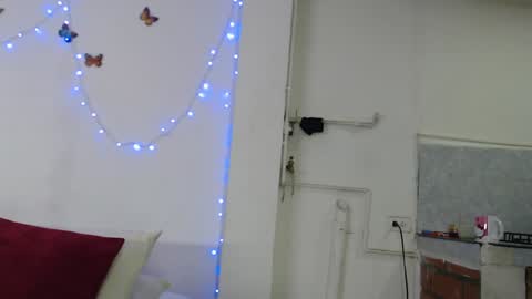 Snapshot of abigail_jhonss chatting on January 24, 3:11 am abigail_jhonss online show from January 24, 3:11 am