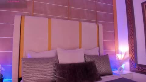    online show from March 7, 2:44 am