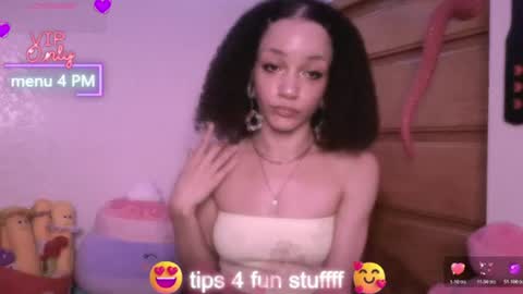 Peach online show from June 11, 3:15 am