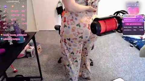 AChubbyGummy online show from June 13, 10:09 pm