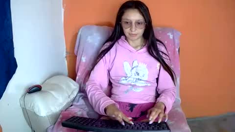Ada naugthy28 online show from June 8, 9:16 pm