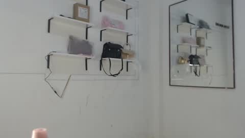 adagny online show from December 16, 5:14 am