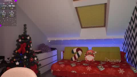 Ada online show from December 14, 6:03 pm