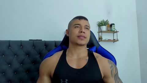 adam boss online show from October 19, 7:02 am