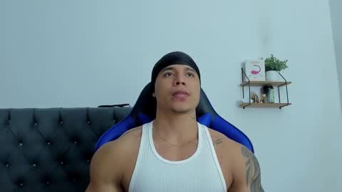 adam boss online show from December 17, 8:21 am