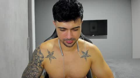 adam clarke online show from February 26, 2:19 am