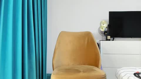 adam_esd_ online show from September 25, 9:27 am