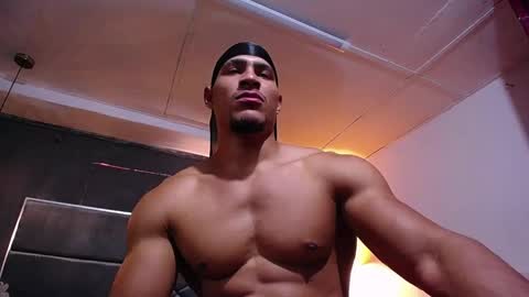 adam_fit19cm online show from March 15, 3:15 pm