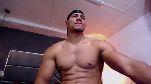 adam_fit19cm online show from October 7, 2:46 pm