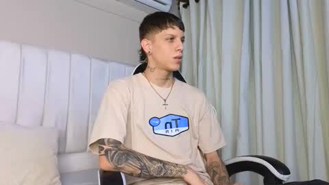 Snapshot of adam_hard_ chatting on September 15, 7:15 pm Adam online show from September 15, 7:15 pm