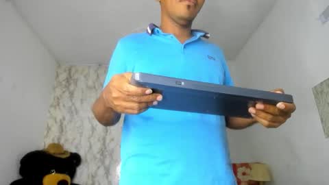 adam_morgan2 online show from February 22, 9:35 am