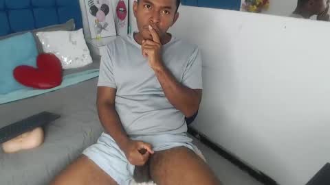 adam_morgan2 online show from November 13, 1:47 pm