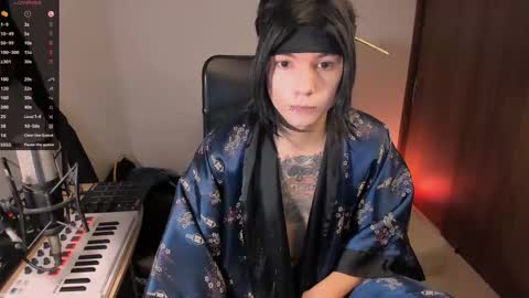 Snapshot of adam_rocket chatting on October 12, 1:42 am  Adam online show from October 12, 1:42 am