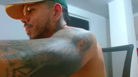 adam shilder7 online show from February 18, 9:03 pm