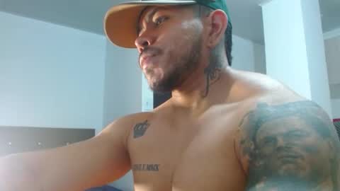 adam shilder7 online show from February 19, 9:14 pm