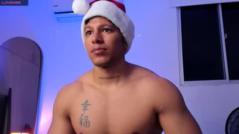 adambrocs1 online show from December 1, 9:07 am