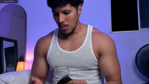 adambrocs1 online show from June 4, 3:12 am