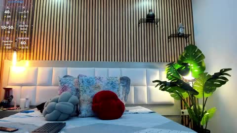 Angel Shine online show from December 4, 2:09 pm