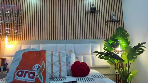 Angel Shine online show from December 6, 2:22 pm