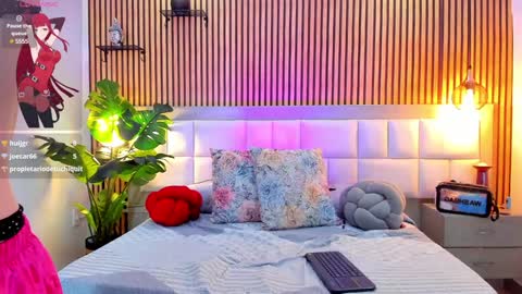 Angel Shine online show from January 4, 5:05 pm