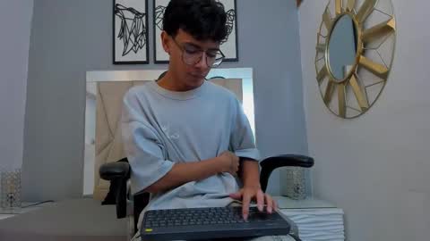 Adams Bobby online show from January 14, 11:18 am