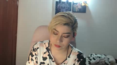 adan_romanoff online show from November 29, 8:33 am