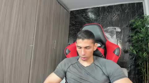 Adan Sin online show from June 6, 4:35 pm