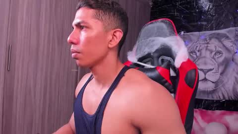 Adan Sin online show from October 24, 4:08 pm