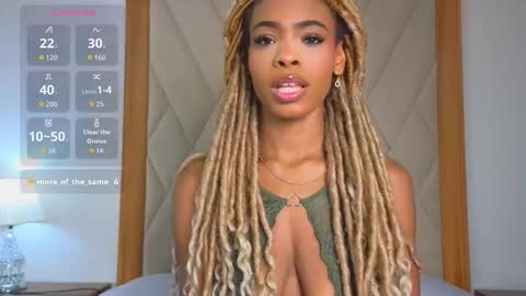 adarasmiith online show from December 4, 1:33 pm