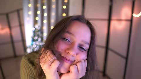 Snapshot of addy_moon chatting on December 31, 7:18 pm Addy online show from December 31, 7:18 pm