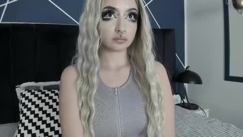 Ade  online show from February 19, 10:53 pm