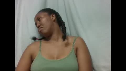 adelealy online show from November 19, 6:50 pm